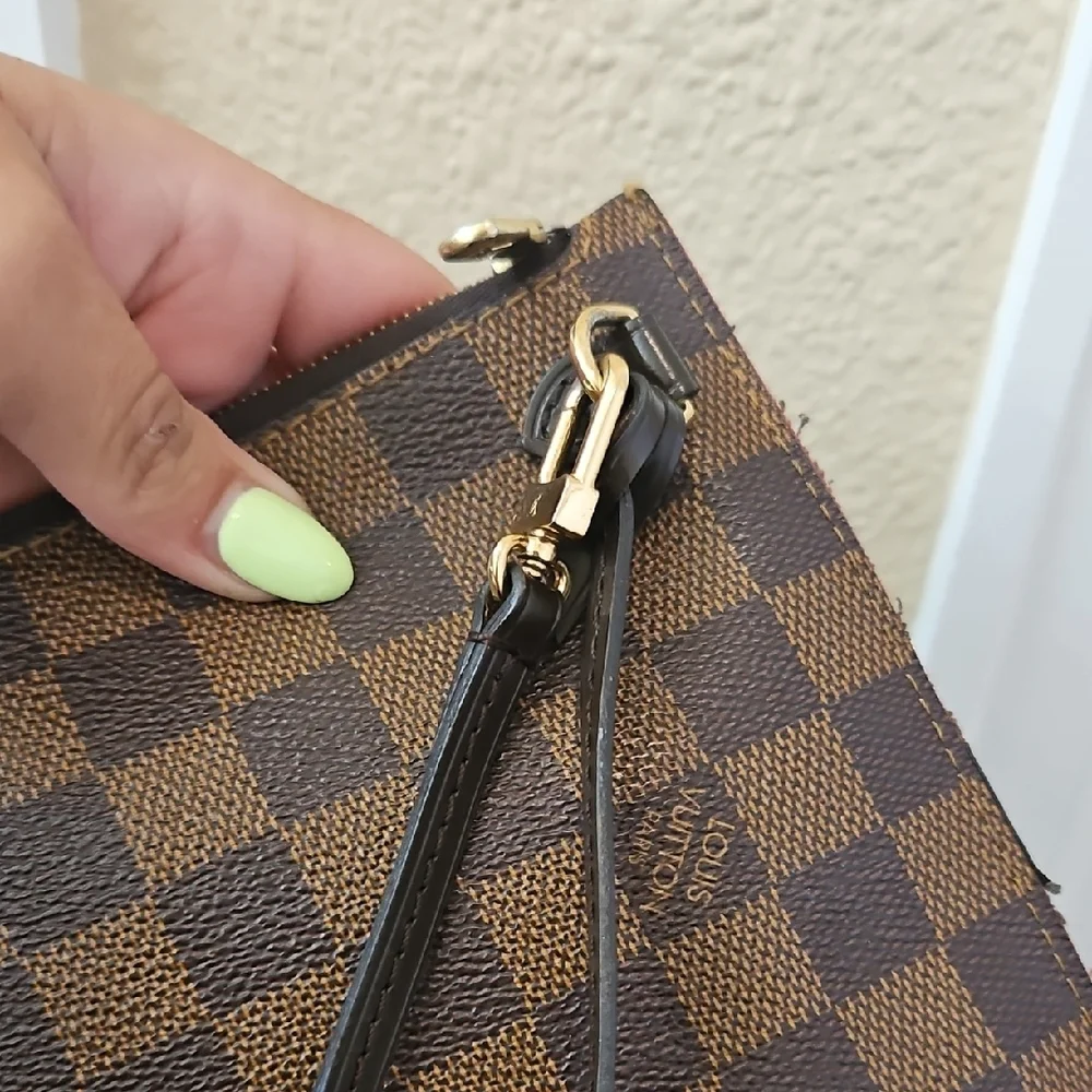 Checkered Clutch - Picture 3 of 7